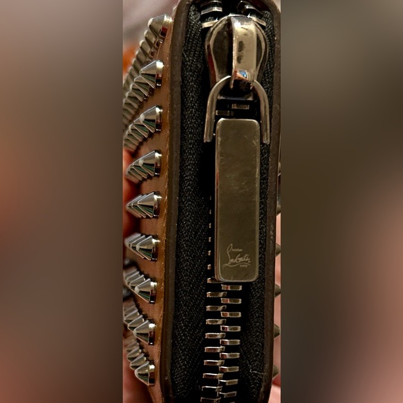 EUC Christian Louboutin Brown Zippy Long Wallet With Box & Dust Bag - Picture 7 of 16